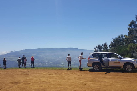 Reunion: 4WD tour to Dimitile - Full Day