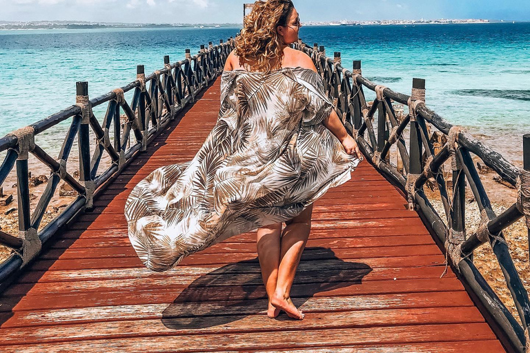 Zanzibar: Stone Town, Prison Island and Sandbank Tour