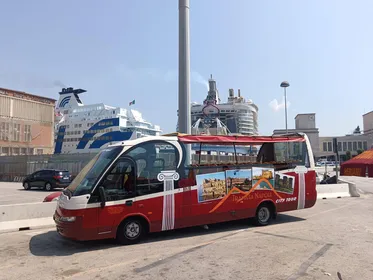 Neapel: Hop-On/Hop-Off-Bustour durch Neapel