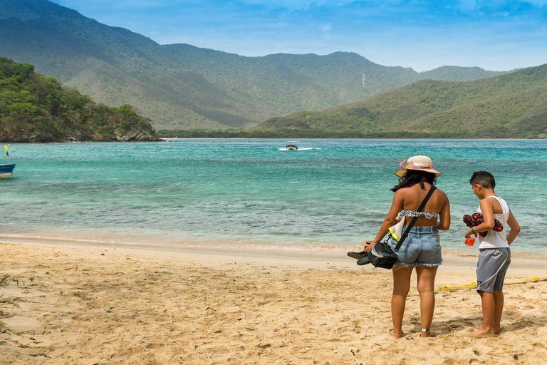 Park Tayrona: Wycieczka grupowa na plażę Crystal Beach