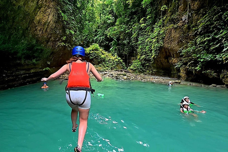 Moalboal: Eilandhoppen bij Pescador &amp; Canyoneering in KawasanMoalboal: Eilandhoppen bij Pescador &amp; Kawasan Canyoneering