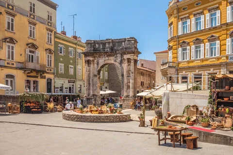 De Zagreb à l'Istrie : Excursion privée d'une journée à Pula et Rovinj