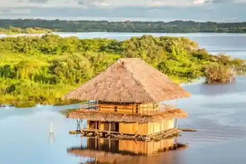 Esplora Iquitos: 3 giorni di avventura sul fiume Yanayacu