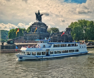 Dagtocht op 2 rivieren per boot naar Koblenz en terug vanuit Alken