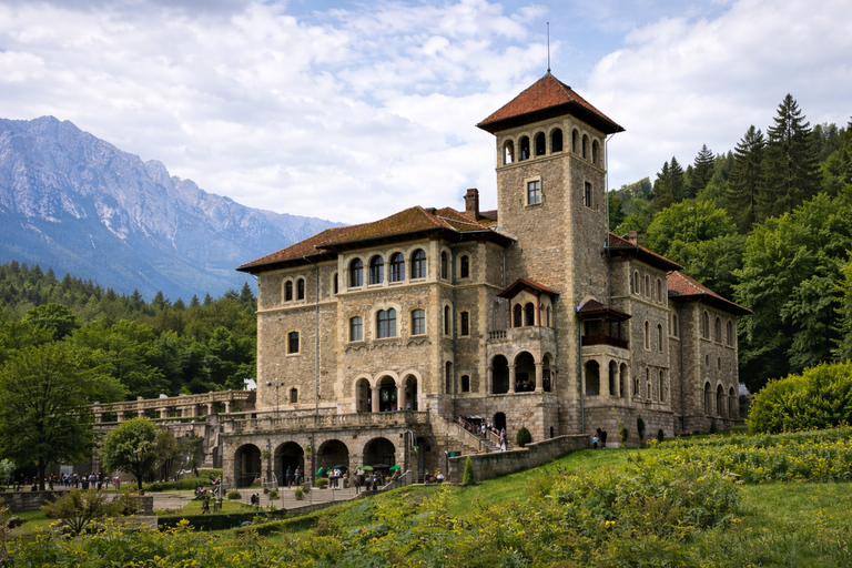 Brasov: Bran, Peles & Cantacuzino Castle Day Tour