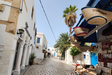 Djerba in Electric Mode: 3 Wheels, 3 Adventurers, Ready to Explore the Island? Djerba: Electric 3-Wheeler Ride for a Fun Family Experience