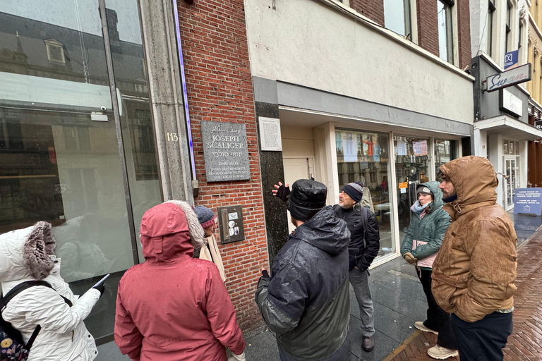 Leiden: Secret Stories Guided Walking Tour