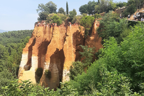 Avignon: Luberon, Gordes, and Roussillon Half-Day Tour