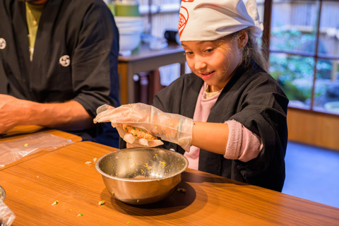 Usine Samurai Gyoza Kyoto : Cours de cuisine de gyoza