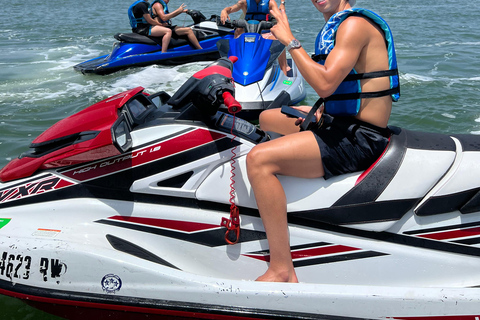 Miami: Biscayne Bay and Miami Beach Guided Jet Ski Adventure