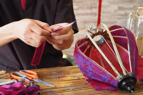 Hoi An: Foldable Lantern Making class with Local Family