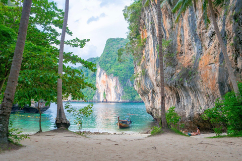 Phuket: Hong Island Lagoon and Lao Lading Island Speed Boat