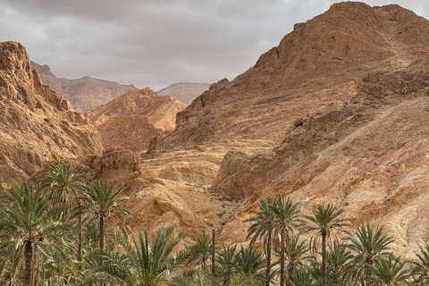 From Kairouan: 2-Day Sahara Tour with Hotel Stay 2-Day Sahara Desert Tour