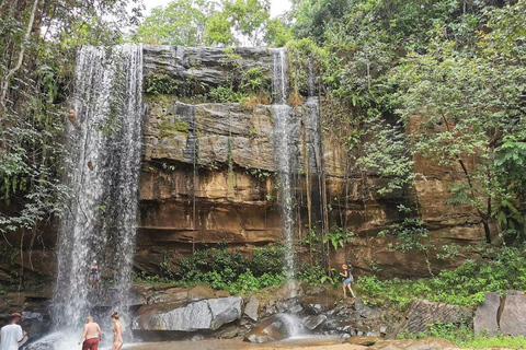 Kwale: Private day tour to Shimba Hills with Picnic lunch