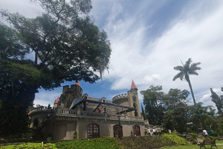 Medellín: City tour privado e de luxo em francês