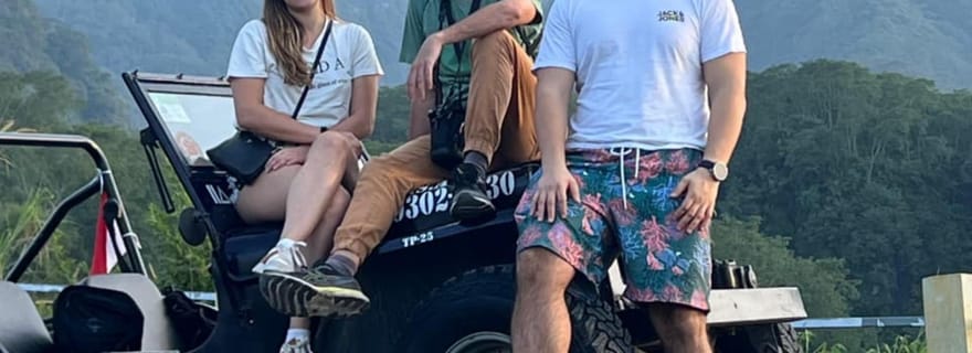 Yogyakarta : lever de soleil sur le Mont Merapi, grotte de Jomblang et grotte de Pindul