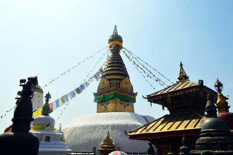 Les yeux de la sagesse de Katmandou : une exploration des stupas bouddhistes