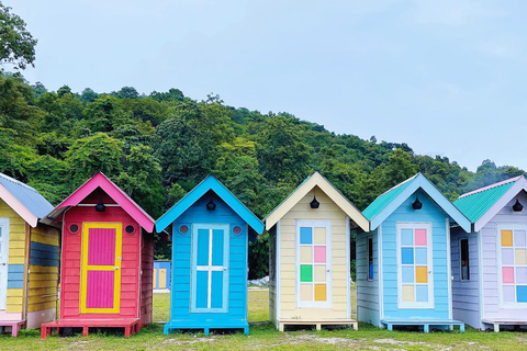 Langkawi: Island Hopping, Fishing, and BBQ Boat Tour