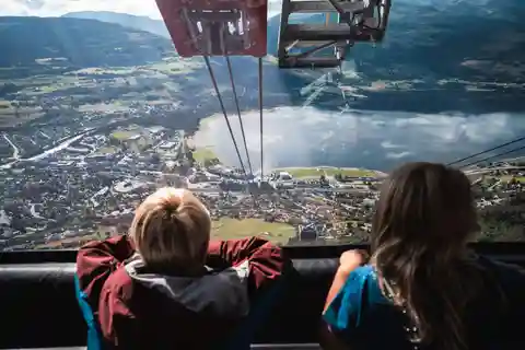 Voss Resort: ticket de entrada de ida y vuelta en telecabina