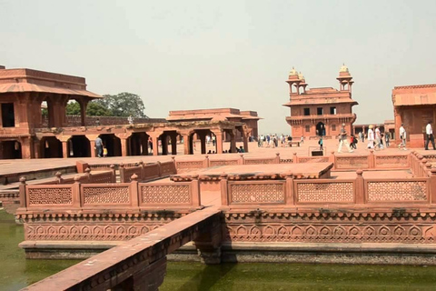 Golden Triangle, Mathura & Pushkar Journey in 5 Days Tour without Accommodation