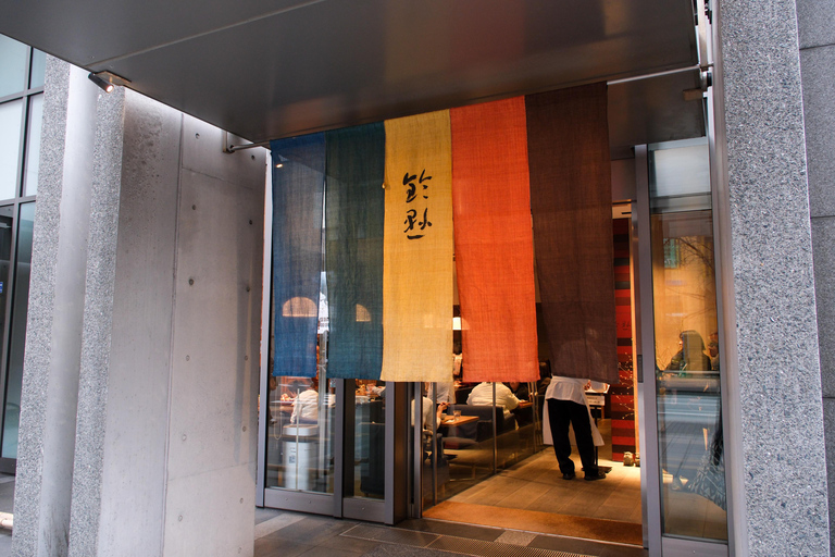 Fukuoka: Hakata Old Town Culture Tour with Craft Workshop