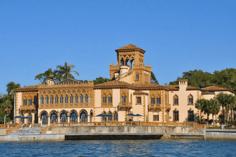 Sarasota: Geführte E-Bike-Tour mit Ringling-Museum & Mittagessen. Foto: GetYourGuide
