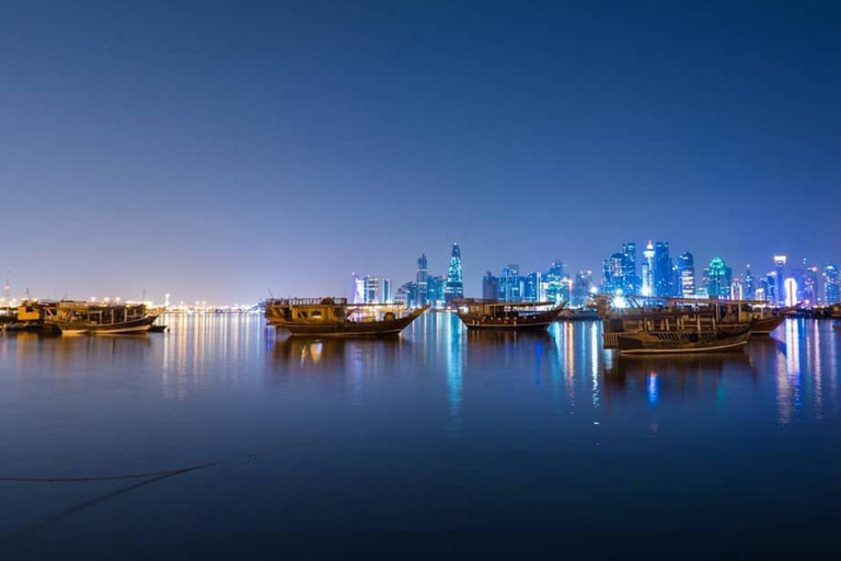 Vanuit Doha : Traditionele dhow cruise met ophaalservice en terugbrengservice