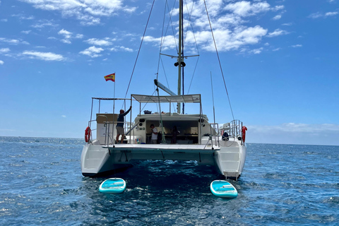 Gran Canaria: Catamaran trip with drinks, lunch, and snorkeling Gran Canaria Private Catamaran Excursion with Drinks, Lunch, and Snorkeling