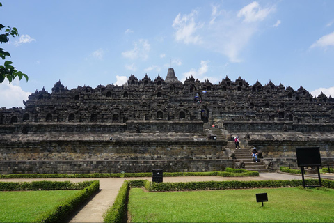 Borobudur Temple Structure Access Half-Day Tour with Guide Borobudur Temple Structure Access Half-Day Tour with Ticket