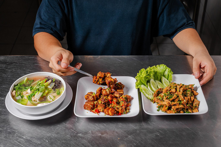 Pattaya Bites Food Tour with 14+ Tastings