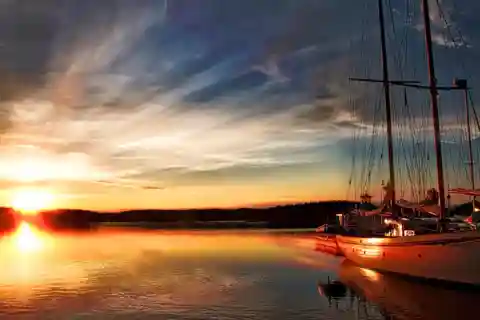 Bodrum: Private Sunset Boat Tour with Dinner