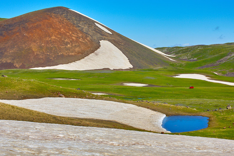 Vanuit Yerevan: Ga mee met de eendaagse Azhdahak Expeditie Tour