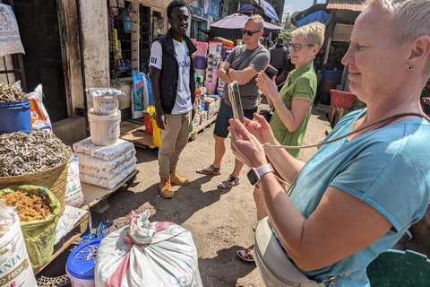Tour a pie por la ciudad de Arusha (lo más destacado)Tour a pie por Arusha (lo más destacado)
