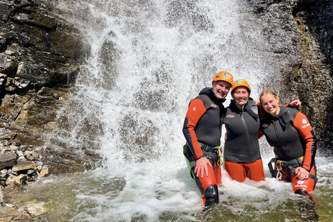 Banff : Excursion au canyon Ghost avec toboggans, rappels et sauts