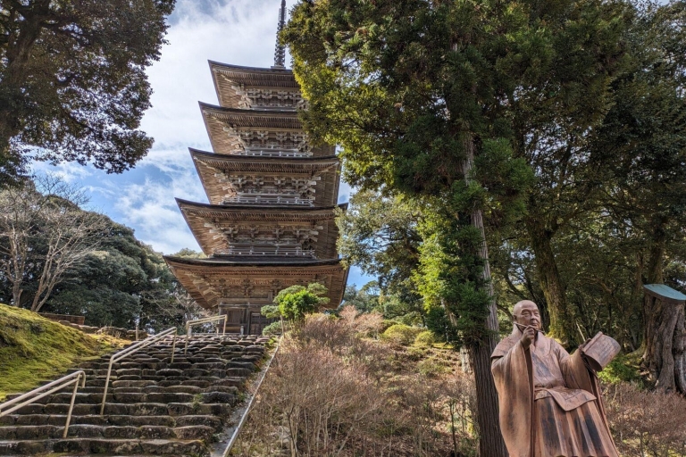 Depuis Kanazawa : plages, temples vieux de 400 ans et extraterrestres