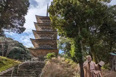 De Kanazawa: Praias, templos de 400 anos e alienígenas