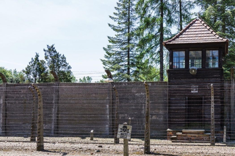 Au départ de Varsovie : Visite guidée d'Auschwitz-Birkenau et de CracovieVisite en espagnol