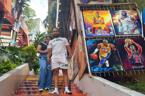 Medellín: City Sightseeing Tour, Comuna 13 and Major Sights. Shared sightseeing tour