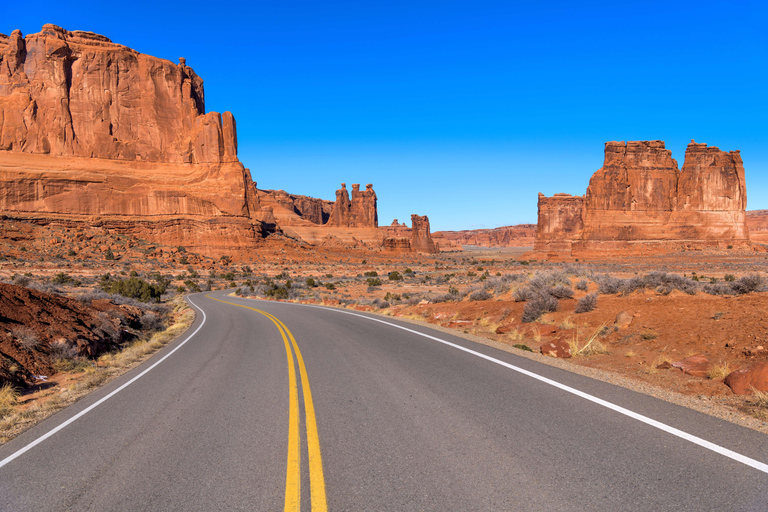 Från Moab: Arches National Park Scenic Tour med korta vandringarSolnedgångstur | Arches nationalpark