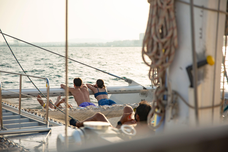 Alicante: Afternoon Cruise with Appetizer and Live Music