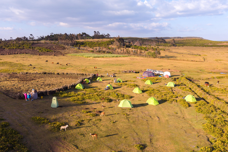 From Addis Ababa: 5-Day Simien Mountains & Gondar Tour Guide From Addis Ababa: 5-Day Simien Mountains & Gondar Tour