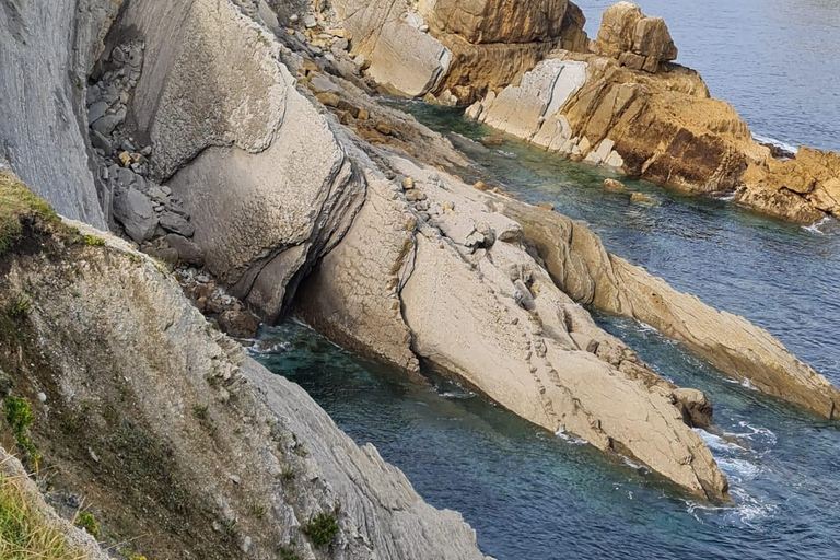 Playa de la Arnía: Private Tour of the UNESCO Costa Quebrada Visit in Spanish
