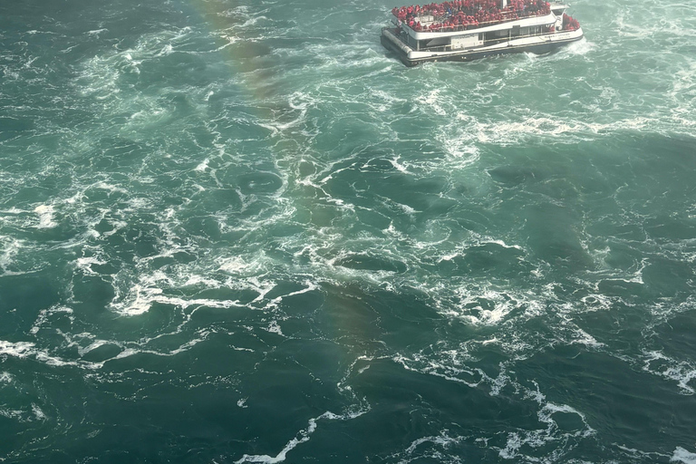 Walking Tour of Niagara Falls Canada and Hornblower Boat