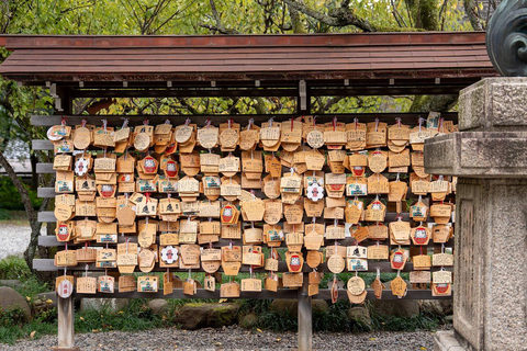 Kanazawa: Samurai and Geisha Culture Walking Tour with Lunch