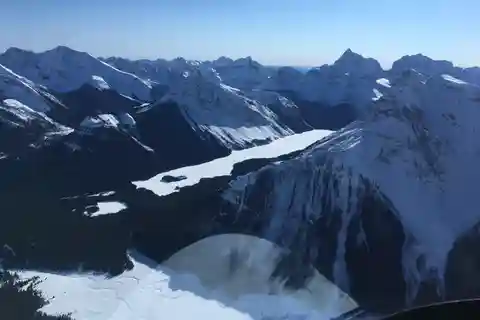 Canmore: 45-Minute Continental Divide Heli Tour