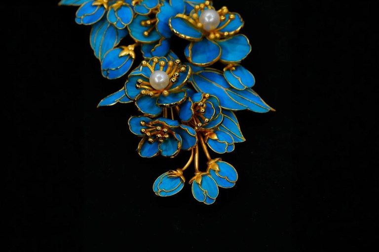 Shanghai: Your Own Kingfisher-Style Jewelry Experience