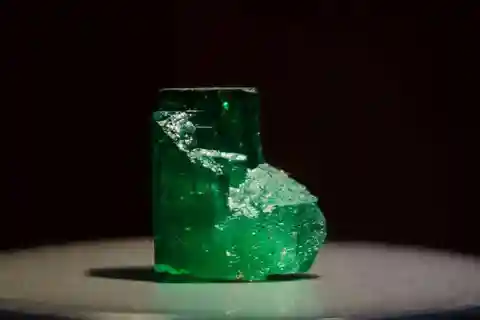Cartagena: Emerald Jewelry-Making Class and Museum Tour