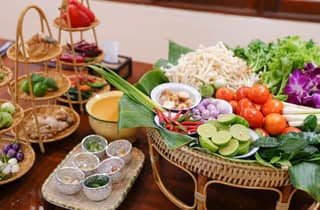 Bangkok: Thai-Kochkurs „Weißer Lotus” mit Markt-Tour