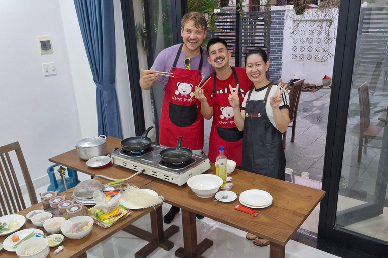 Hoi An: Authentic Vietnamese Cooking Class & Market Tour Hoi An: Authentic Vietnamese Cooking Class & Market Tour
