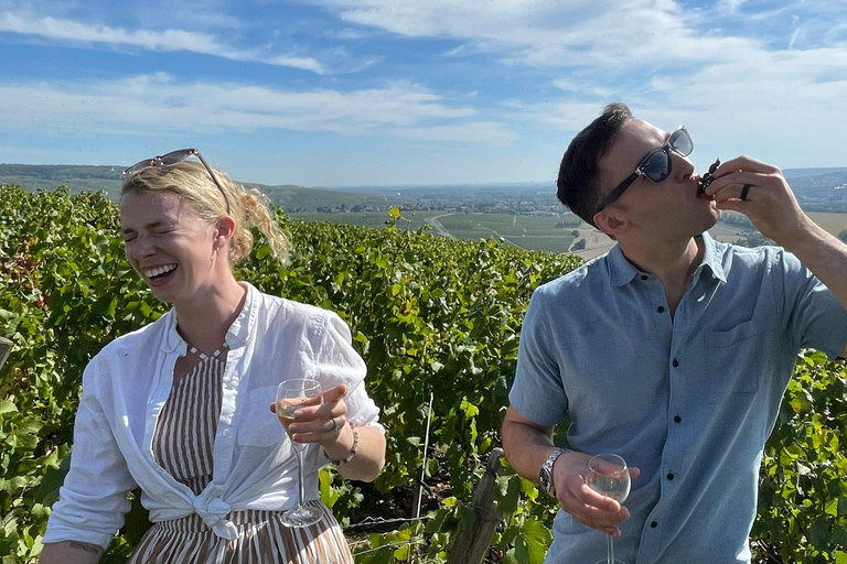 Épernay: Champagne Open-Top Bus Tour with 3 Tastings 1h30 Open-Top Bus Tour with 3 Tastings